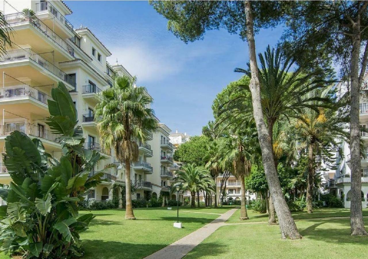 Beachfront Luxury Apartment, Puerto Banus, Marbella Dış mekan fotoğraf